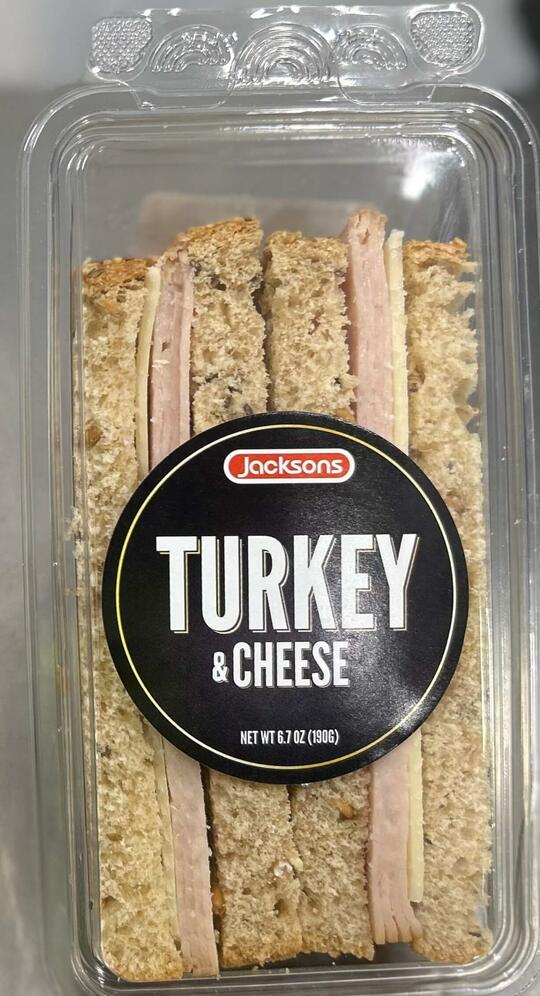 Turkey and cheese sandwhich